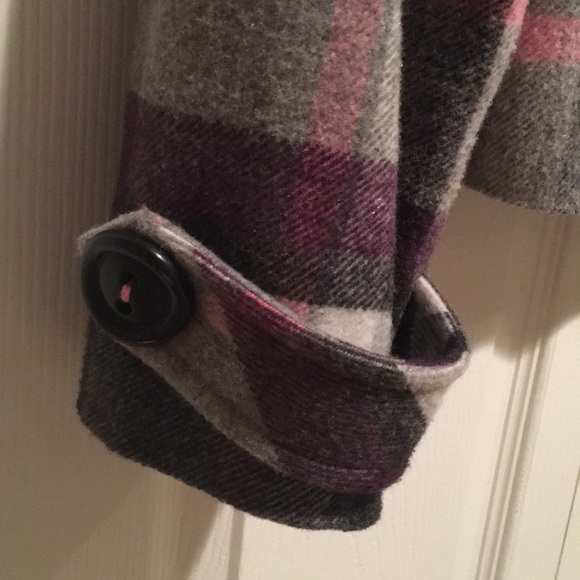 CAbi Double-breasted Jacket - Picture 6 of 7